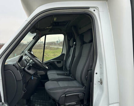 Білий Рено Мастєр, об'ємом двигуна 2.3 л та пробігом 572 тис. км за 18000 $, фото 7 на Automoto.ua