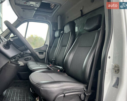 Белый Рено Мастер, объемом двигателя 2.3 л и пробегом 650 тыс. км за 11700 $, фото 13 на Automoto.ua