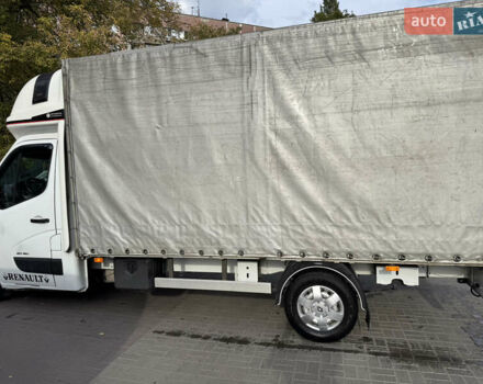 Белый Рено Мастер, объемом двигателя 2.3 л и пробегом 575 тыс. км за 14000 $, фото 2 на Automoto.ua