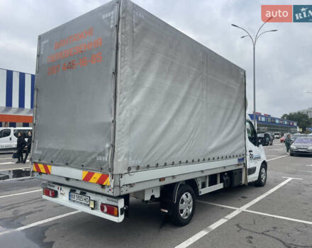 Белый Рено Мастер, объемом двигателя 2.3 л и пробегом 420 тыс. км за 12950 $, фото 5 на Automoto.ua