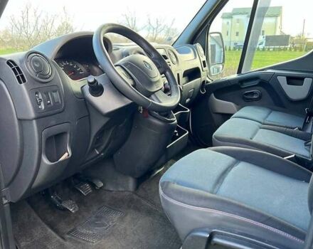 Белый Рено Мастер, объемом двигателя 2.3 л и пробегом 385 тыс. км за 12000 $, фото 9 на Automoto.ua