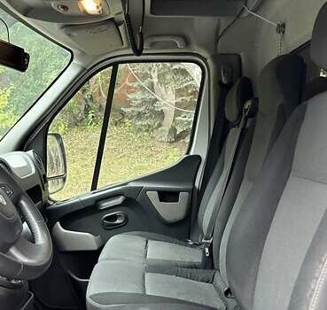 Білий Рено Мастєр, об'ємом двигуна 2.3 л та пробігом 465 тис. км за 13500 $, фото 4 на Automoto.ua