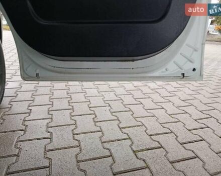 Білий Рено Мастєр, об'ємом двигуна 2.3 л та пробігом 442 тис. км за 10500 $, фото 11 на Automoto.ua