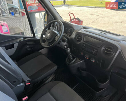 Белый Рено Мастер, объемом двигателя 2.3 л и пробегом 290 тыс. км за 18300 $, фото 33 на Automoto.ua