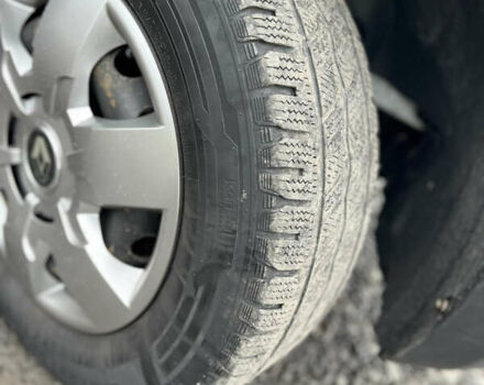 Білий Рено Мастєр, об'ємом двигуна 2.3 л та пробігом 480 тис. км за 12200 $, фото 12 на Automoto.ua