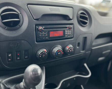 Білий Рено Мастєр, об'ємом двигуна 2.3 л та пробігом 480 тис. км за 12200 $, фото 29 на Automoto.ua