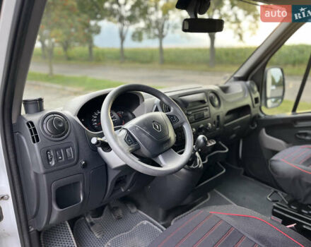 Белый Рено Мастер, объемом двигателя 2.3 л и пробегом 435 тыс. км за 13500 $, фото 31 на Automoto.ua