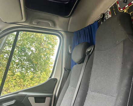 Белый Рено Мастер, объемом двигателя 2.3 л и пробегом 387 тыс. км за 13600 $, фото 10 на Automoto.ua