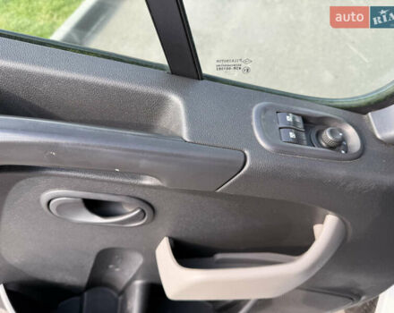 Белый Рено Мастер, объемом двигателя 2.3 л и пробегом 520 тыс. км за 14500 $, фото 15 на Automoto.ua