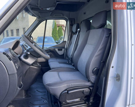 Рено Мастер 2017 в Нововолынск на Automoto.ua Белый Рено Мастер, объемом двигателя 2.3 л и пробегом 385 тыс. км за 18490 $, фото 7 на Automoto.ua