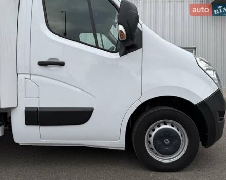 Белый Рено Мастер, объемом двигателя 2.3 л и пробегом 379 тыс. км за 17600 $, фото 44 на Automoto.ua