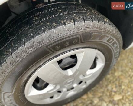 Белый Рено Мастер, объемом двигателя 2.3 л и пробегом 257 тыс. км за 15400 $, фото 24 на Automoto.ua