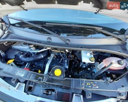 Білий Рено Мастєр, об'ємом двигуна 2.3 л та пробігом 500 тис. км за 16550 $, фото 20 на Automoto.ua