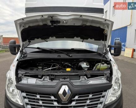 Белый Рено Мастер, объемом двигателя 2.3 л и пробегом 379 тыс. км за 17600 $, фото 73 на Automoto.ua