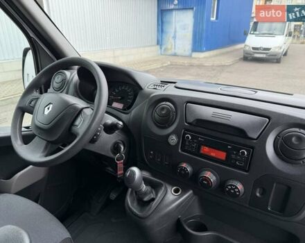 Белый Рено Мастер, объемом двигателя 2.3 л и пробегом 379 тыс. км за 17600 $, фото 63 на Automoto.ua