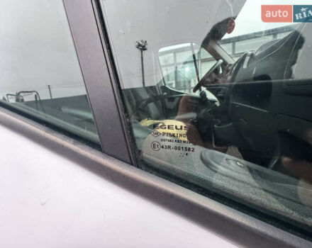 Білий Рено Мастєр, об'ємом двигуна 2.3 л та пробігом 385 тис. км за 18300 $, фото 20 на Automoto.ua