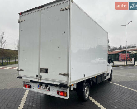 Белый Рено Мастер, объемом двигателя 2.3 л и пробегом 275 тыс. км за 16800 $, фото 6 на Automoto.ua