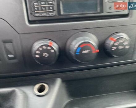 Белый Рено Мастер, объемом двигателя 2.3 л и пробегом 257 тыс. км за 15400 $, фото 37 на Automoto.ua