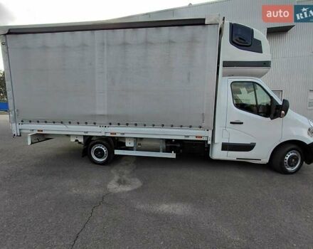 Белый Рено Мастер, объемом двигателя 2.3 л и пробегом 500 тыс. км за 15850 $, фото 5 на Automoto.ua