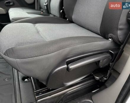 Белый Рено Мастер, объемом двигателя 2.3 л и пробегом 379 тыс. км за 17600 $, фото 51 на Automoto.ua