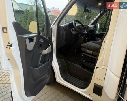 Белый Рено Мастер, объемом двигателя 2.3 л и пробегом 309 тыс. км за 16200 $, фото 43 на Automoto.ua