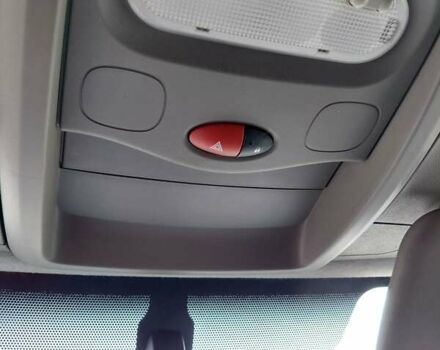 Білий Рено Мастєр, об'ємом двигуна 2.3 л та пробігом 415 тис. км за 16450 $, фото 53 на Automoto.ua