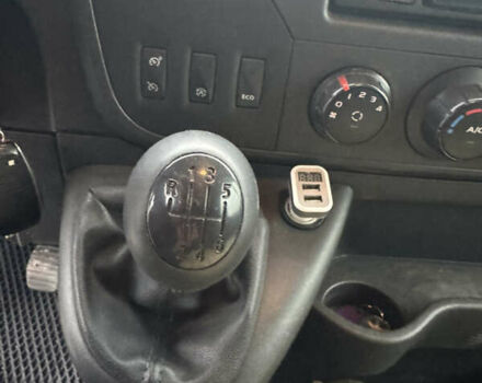 Білий Рено Мастєр, об'ємом двигуна 2.3 л та пробігом 385 тис. км за 18300 $, фото 38 на Automoto.ua