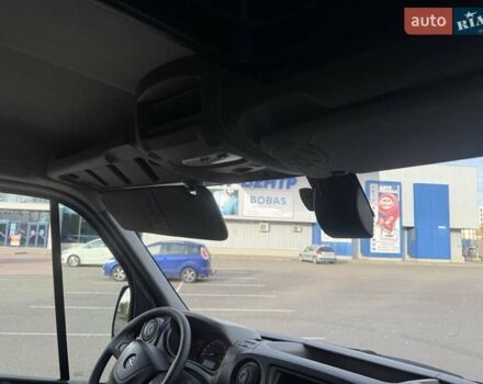 Белый Рено Мастер, объемом двигателя 2.3 л и пробегом 323 тыс. км за 16200 $, фото 12 на Automoto.ua