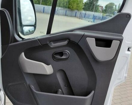 Белый Рено Мастер, объемом двигателя 2.3 л и пробегом 550 тыс. км за 16150 $, фото 41 на Automoto.ua