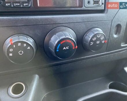 Белый Рено Мастер, объемом двигателя 2.3 л и пробегом 186 тыс. км за 14800 $, фото 41 на Automoto.ua