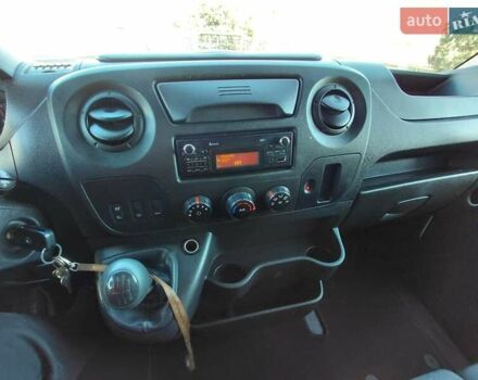 Білий Рено Мастєр, об'ємом двигуна 2.3 л та пробігом 500 тис. км за 16550 $, фото 36 на Automoto.ua