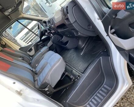 Белый Рено Мастер, объемом двигателя 2.3 л и пробегом 186 тыс. км за 14800 $, фото 27 на Automoto.ua