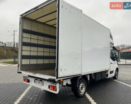 Белый Рено Мастер, объемом двигателя 2.3 л и пробегом 275 тыс. км за 16800 $, фото 14 на Automoto.ua