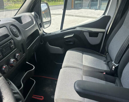 Белый Рено Мастер, объемом двигателя 2.3 л и пробегом 485 тыс. км за 14900 $, фото 19 на Automoto.ua
