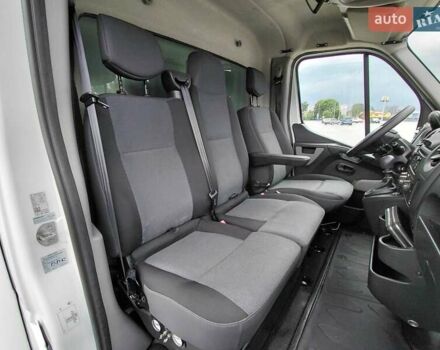 Белый Рено Мастер, объемом двигателя 2.3 л и пробегом 550 тыс. км за 16150 $, фото 44 на Automoto.ua
