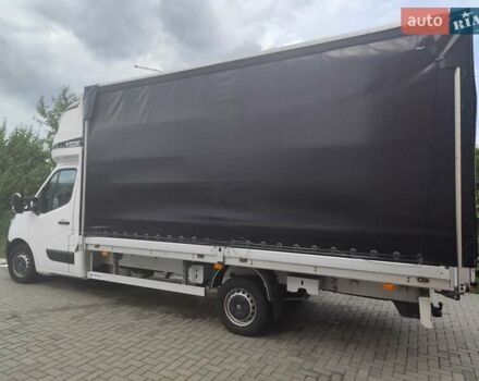 Белый Рено Мастер, объемом двигателя 2.3 л и пробегом 418 тыс. км за 16400 $, фото 4 на Automoto.ua