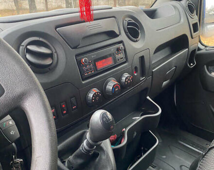 Белый Рено Мастер, объемом двигателя 2.3 л и пробегом 648 тыс. км за 15500 $, фото 9 на Automoto.ua