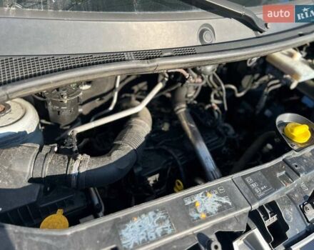 Білий Рено Мастєр, об'ємом двигуна 2.3 л та пробігом 405 тис. км за 17000 $, фото 33 на Automoto.ua