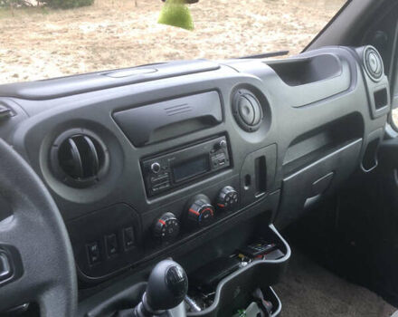 Білий Рено Мастєр, об'ємом двигуна 2.3 л та пробігом 435 тис. км за 15500 $, фото 13 на Automoto.ua