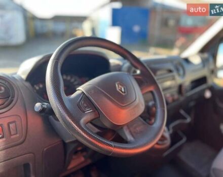 Білий Рено Мастєр, об'ємом двигуна 2.3 л та пробігом 405 тис. км за 17000 $, фото 14 на Automoto.ua