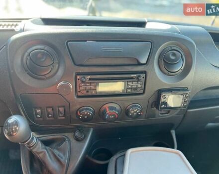 Білий Рено Мастєр, об'ємом двигуна 2.3 л та пробігом 405 тис. км за 17000 $, фото 19 на Automoto.ua