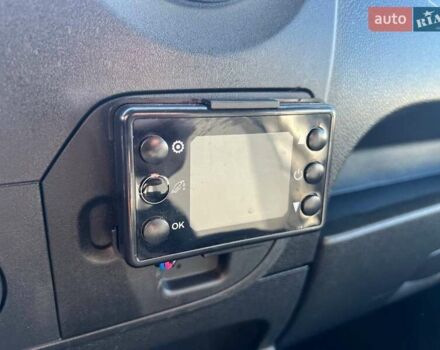 Білий Рено Мастєр, об'ємом двигуна 2.3 л та пробігом 405 тис. км за 17000 $, фото 20 на Automoto.ua