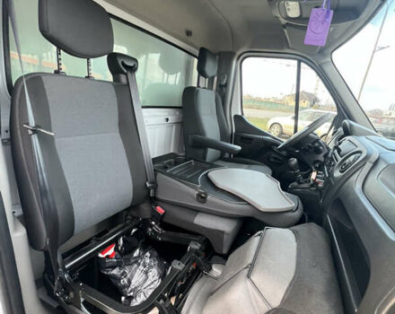 Белый Рено Мастер, объемом двигателя 2.3 л и пробегом 360 тыс. км за 25999 $, фото 39 на Automoto.ua