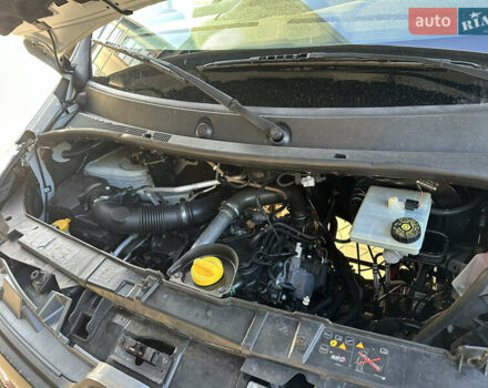 Белый Рено Мастер, объемом двигателя 2.3 л и пробегом 520 тыс. км за 17900 $, фото 38 на Automoto.ua