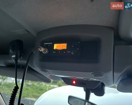 Белый Рено Мастер, объемом двигателя 2.3 л и пробегом 386 тыс. км за 18600 $, фото 34 на Automoto.ua