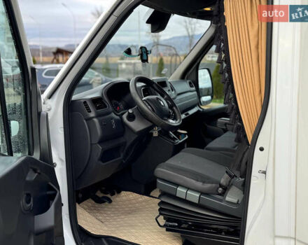 Белый Рено Мастер, объемом двигателя 2.3 л и пробегом 500 тыс. км за 17500 $, фото 17 на Automoto.ua