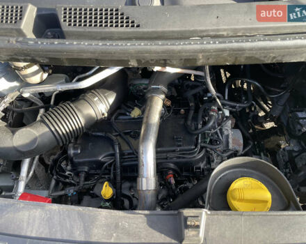 Белый Рено Мастер, объемом двигателя 2.3 л и пробегом 380 тыс. км за 19800 $, фото 44 на Automoto.ua