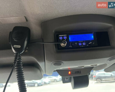 Белый Рено Мастер, объемом двигателя 2.3 л и пробегом 187 тыс. км за 17777 $, фото 26 на Automoto.ua