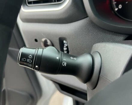 Белый Рено Мастер, объемом двигателя 2.3 л и пробегом 187 тыс. км за 17777 $, фото 20 на Automoto.ua