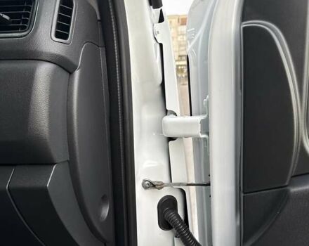 Білий Рено Мастєр, об'ємом двигуна 2.3 л та пробігом 363 тис. км за 17700 $, фото 59 на Automoto.ua